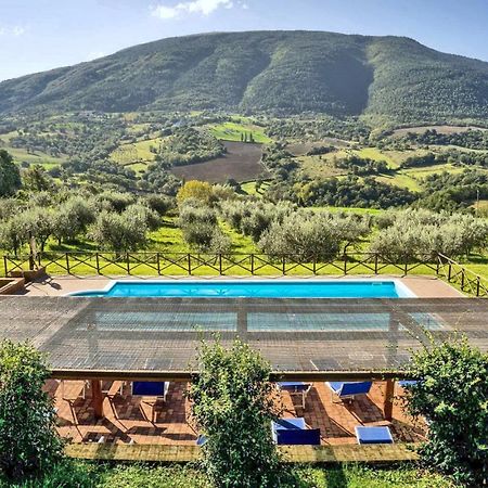 Villamena Assisi Luaran gambar