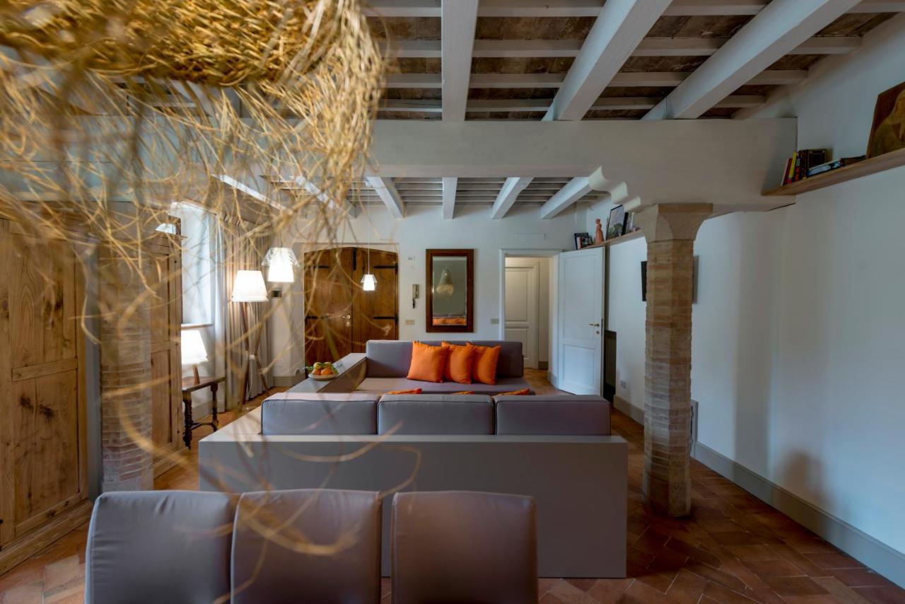 Villamena Assisi Luaran gambar