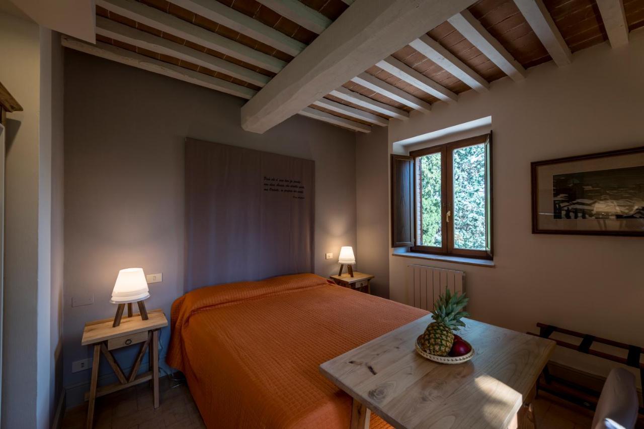 Villamena Assisi Luaran gambar