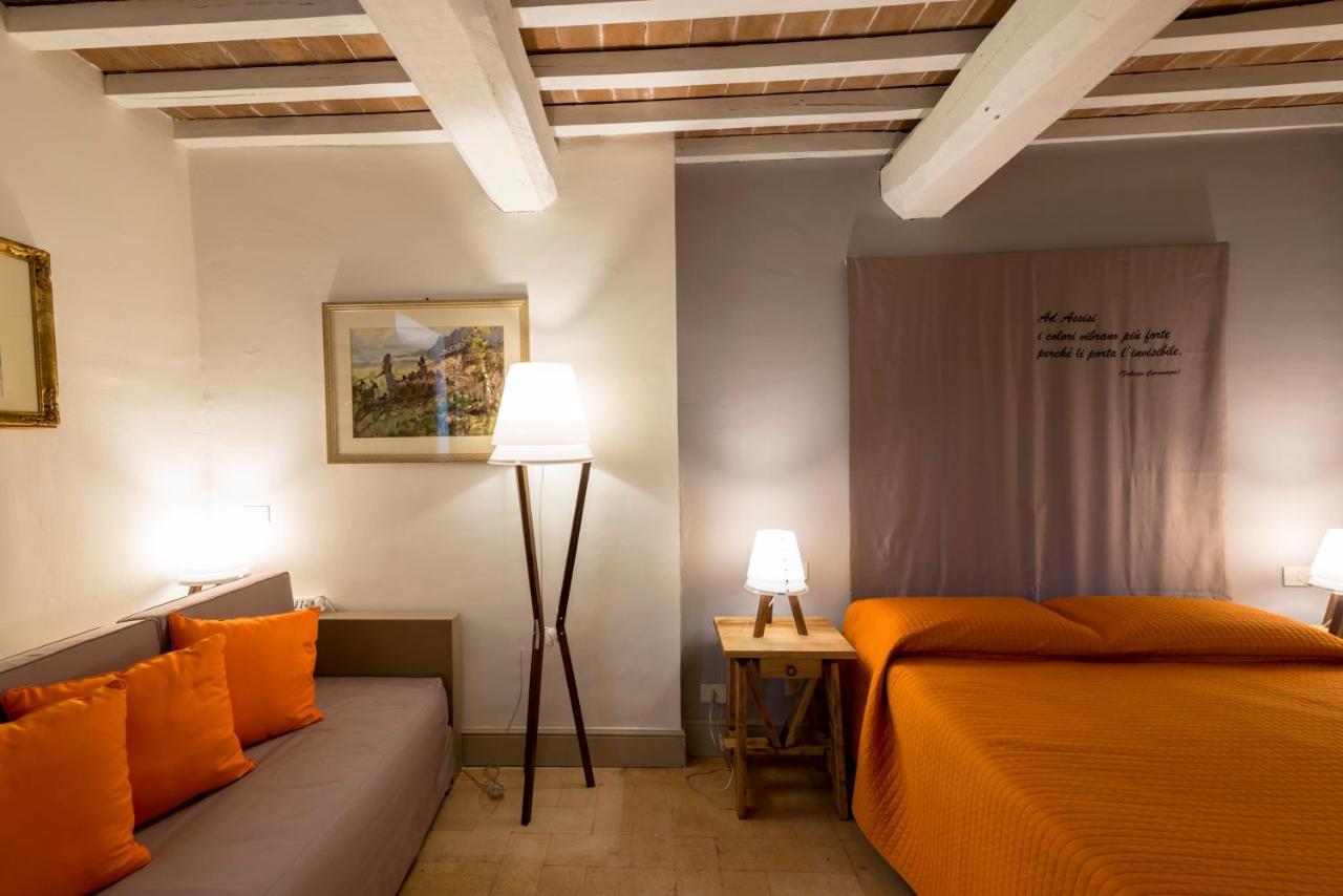 Villamena Assisi Luaran gambar
