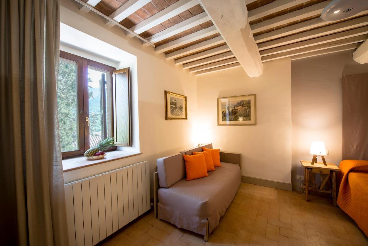 Villamena Assisi Luaran gambar
